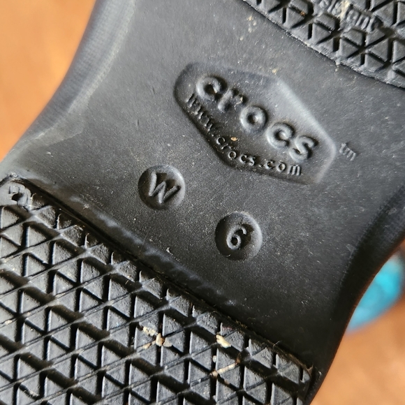 Shoes - Picture 3 of 3